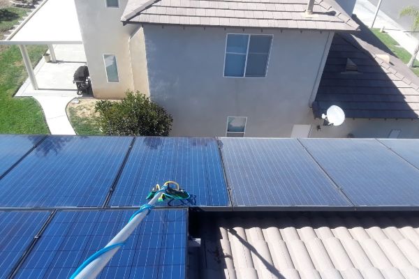 SOLAR PANEL CLEANING WESTCHESTER COUNTY NY 1